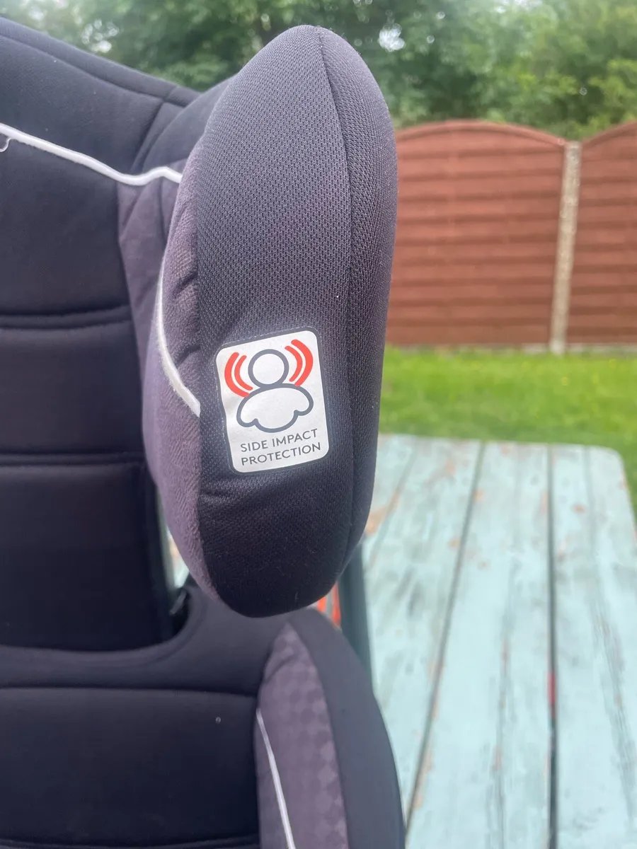 Car seat - Image 3