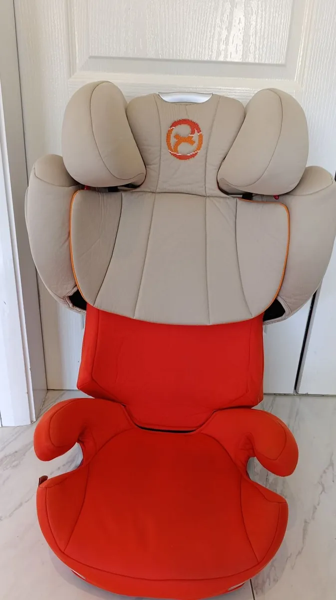 Cybex Solution Q3-Fix Platinum Car Seat - Image 2