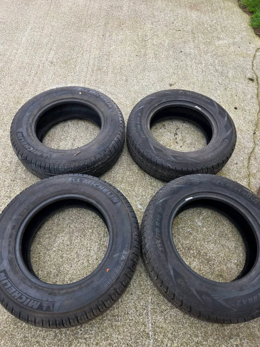 Car tyres - Image 1