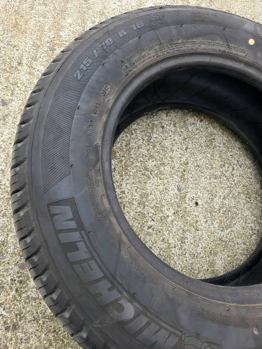 Car tyres - Image 2