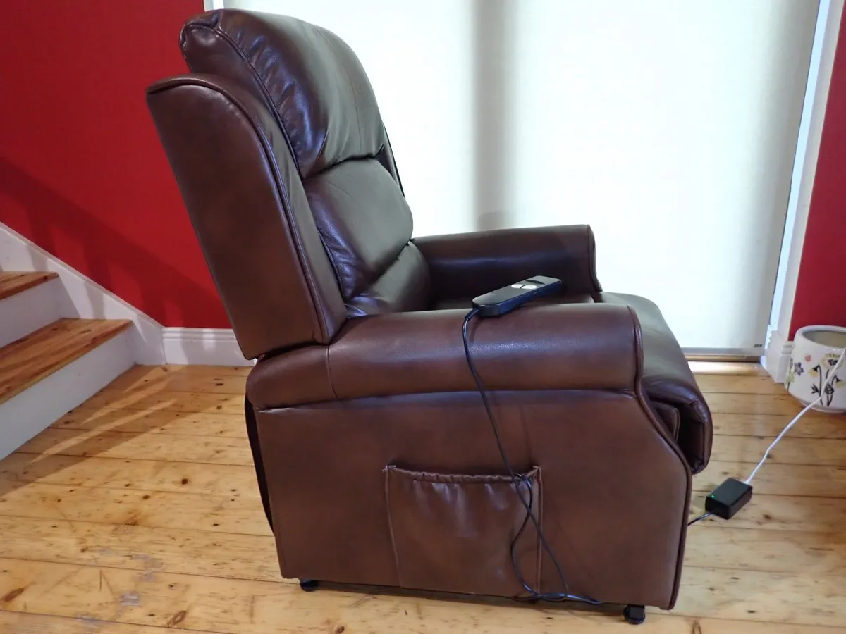 Electric Lift & Rise Recliner chair - Image 1
