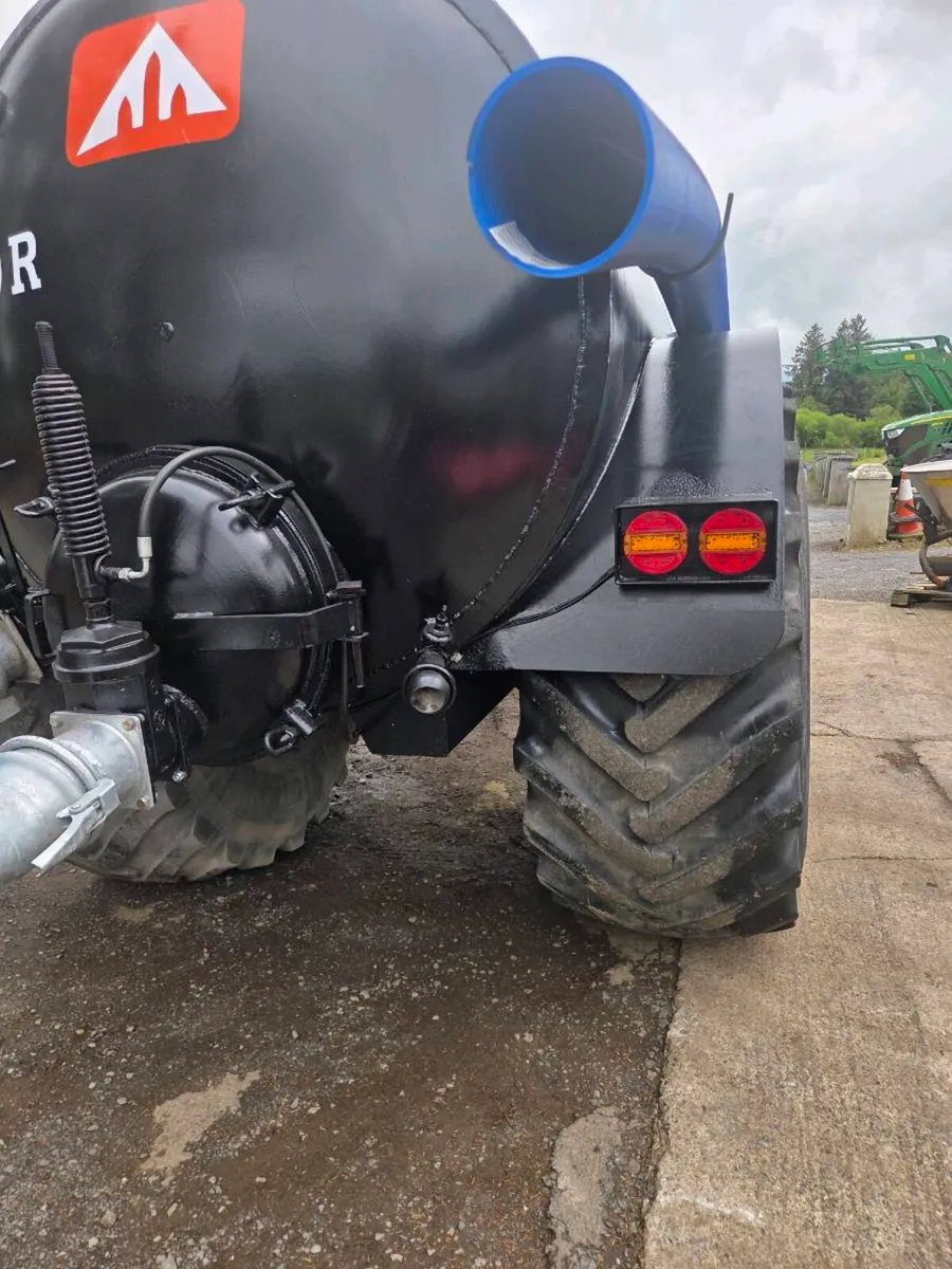 ABBEY 2100R TANKER - Image 3