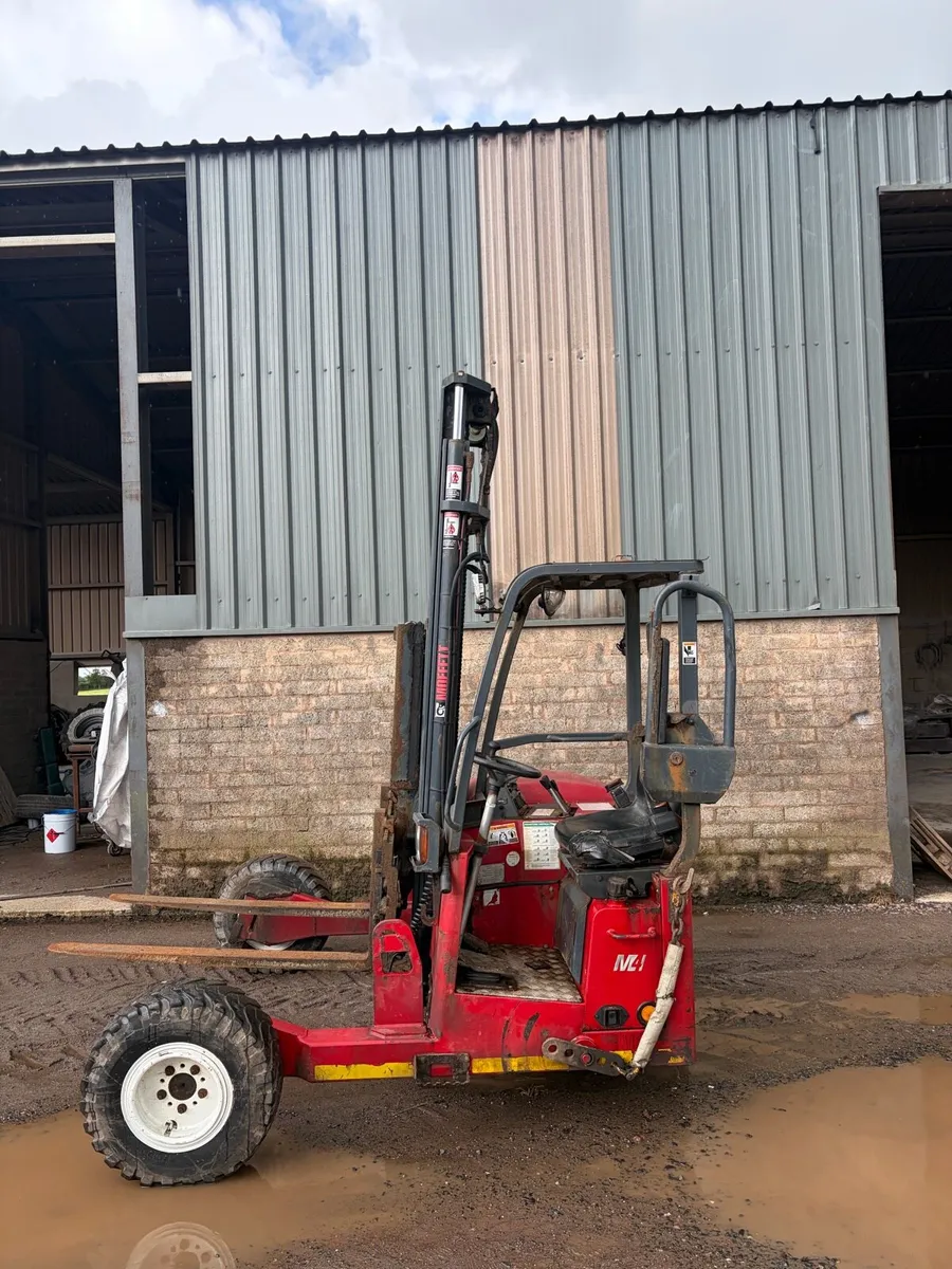 Moffett mounty forklift - Image 2