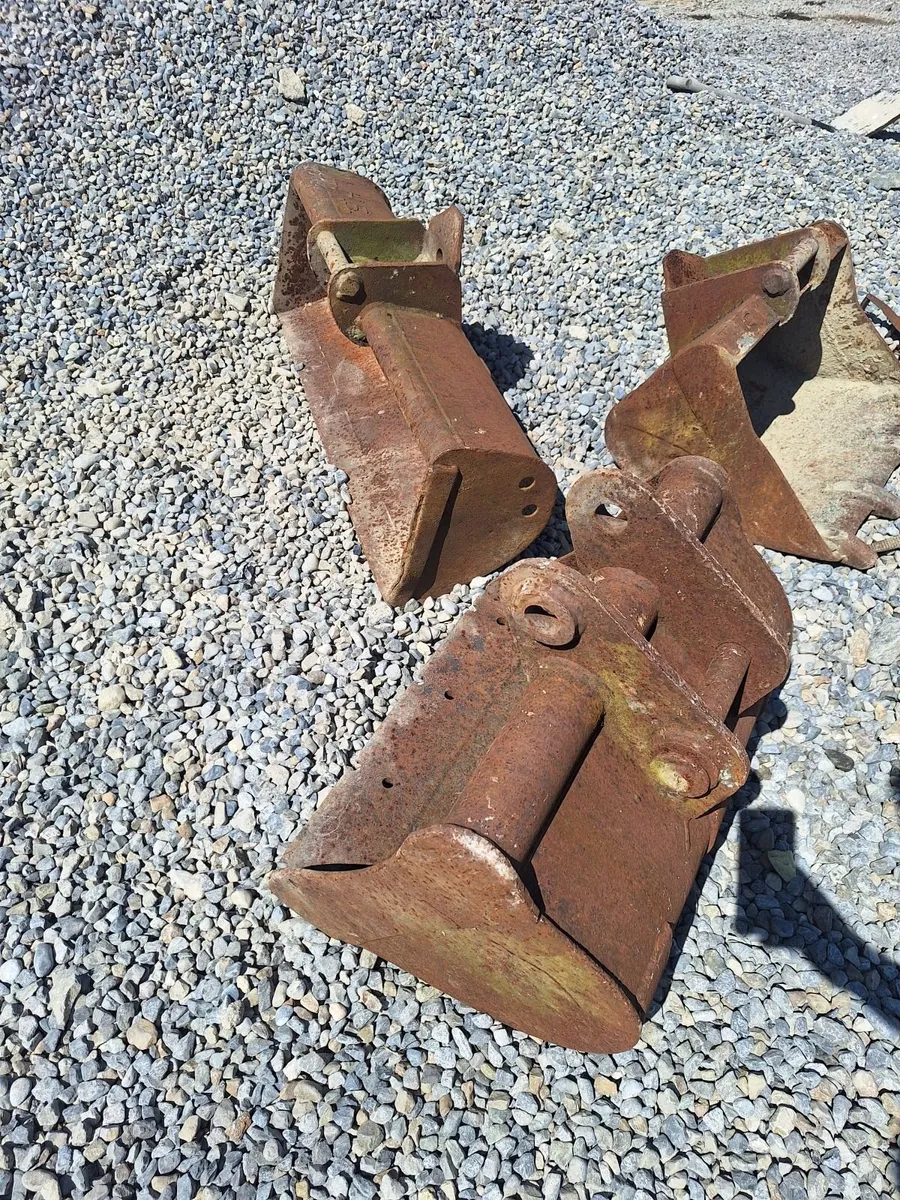 Digger buckets suits 1.5 ton - 3 ton digger - Image 3