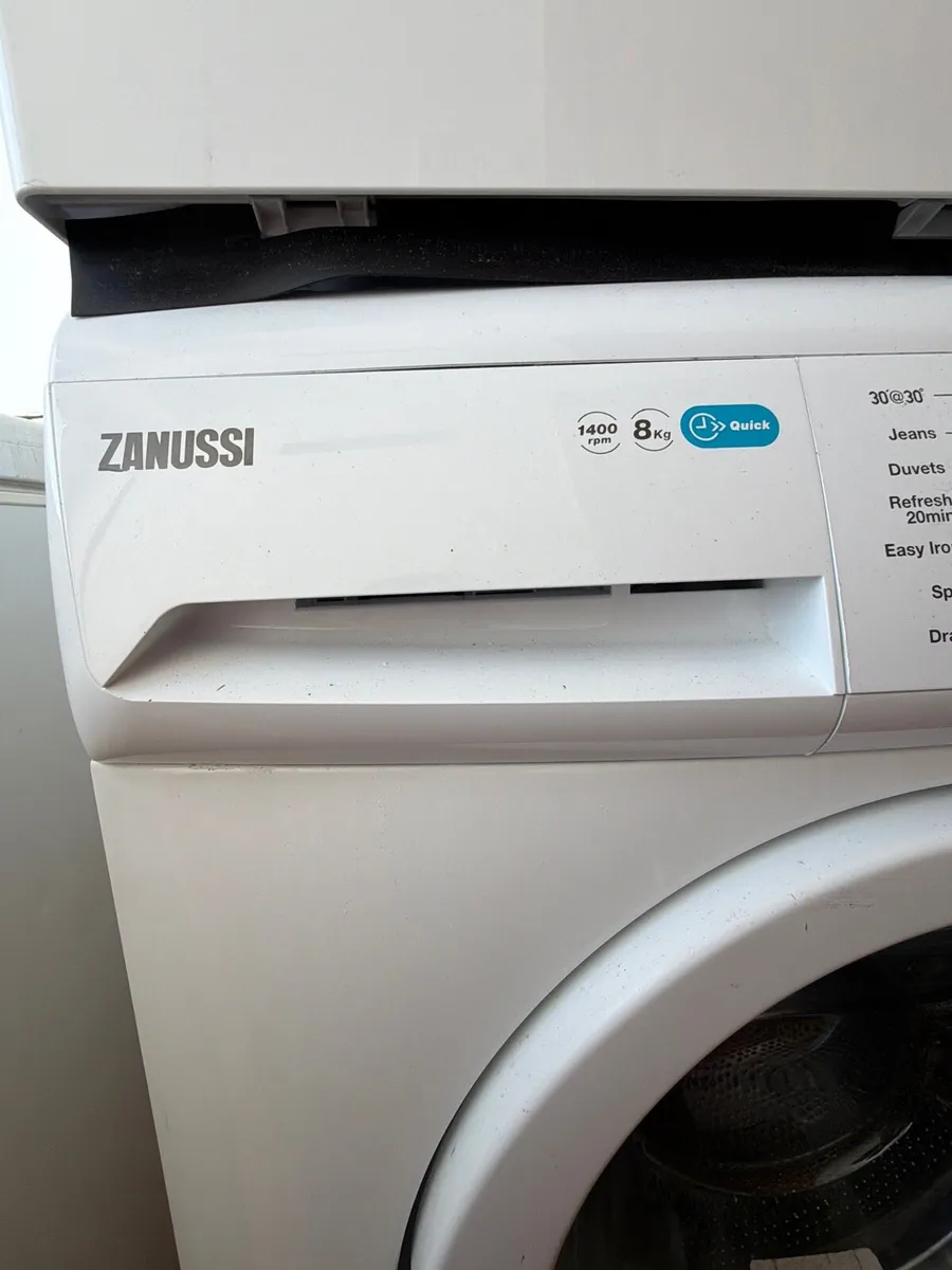 Zanussi washing machine 8kg - Image 2