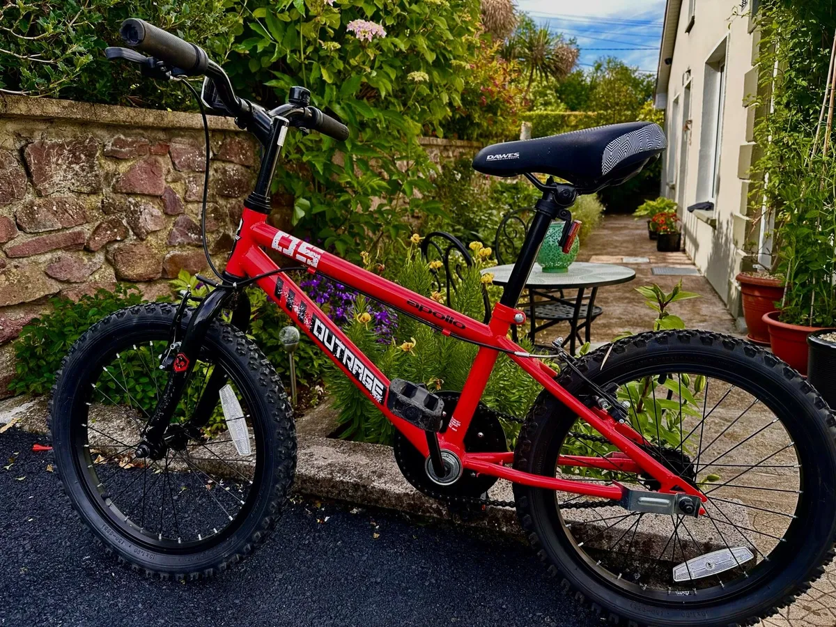 For Sale. An Apollo outrage kids bike. - Image 1