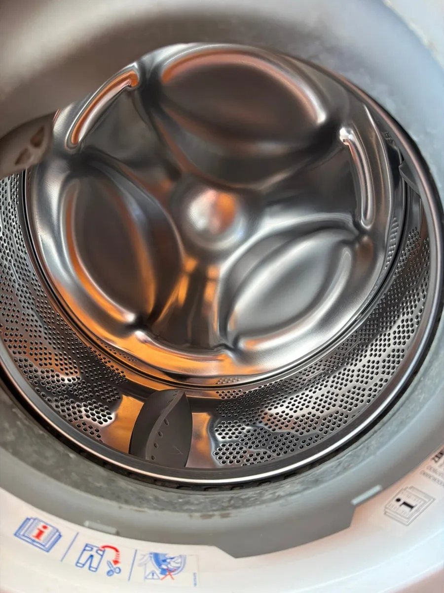 Zanussi washing machine 8kg - Image 4