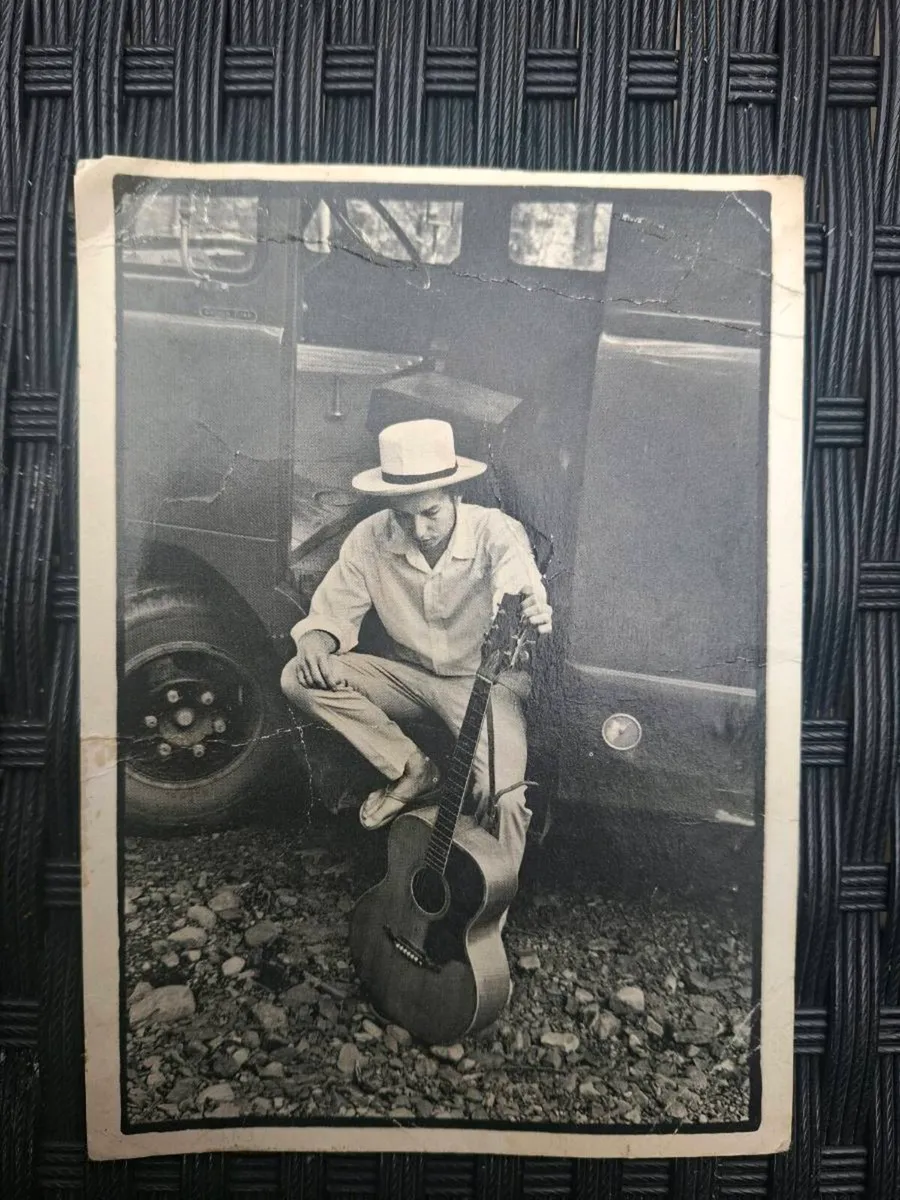 Vintage Bob Dylan black and white framed postcard - Image 1
