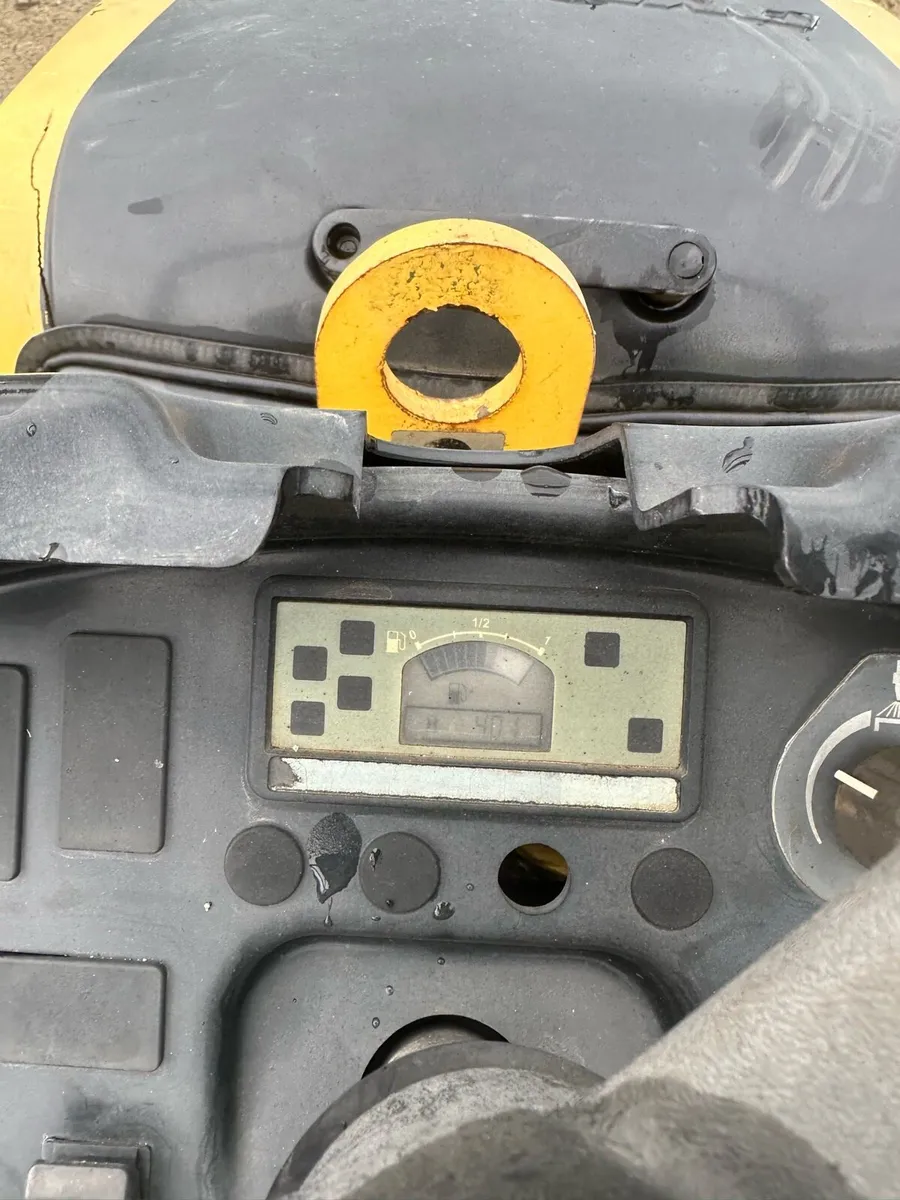 Dynapac 80 Roller - Image 4