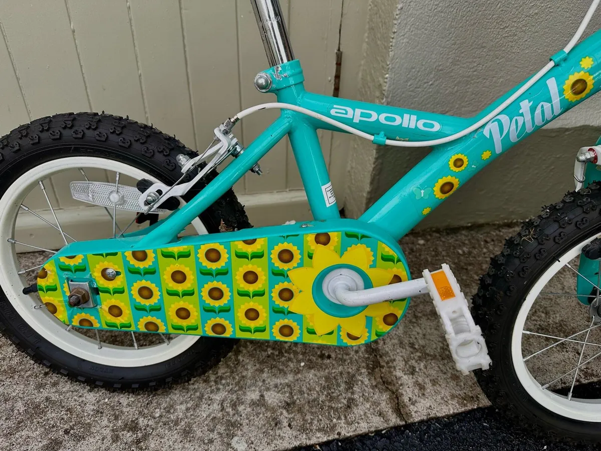 Kids Apollo Petal bike - Image 2