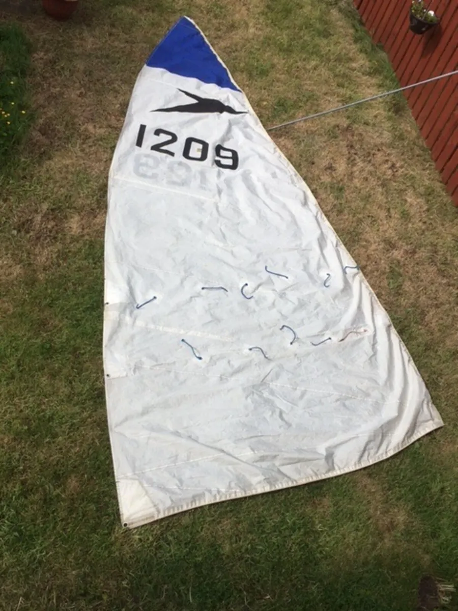LEADER SAILING DINGHY 14' WITH ROAD TRAILER - Image 3