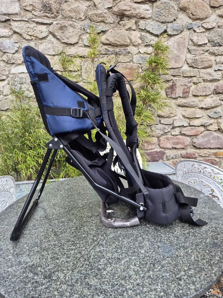 Montis Outdoor "Move" Child Carrier / Hiking Backp - Image 1