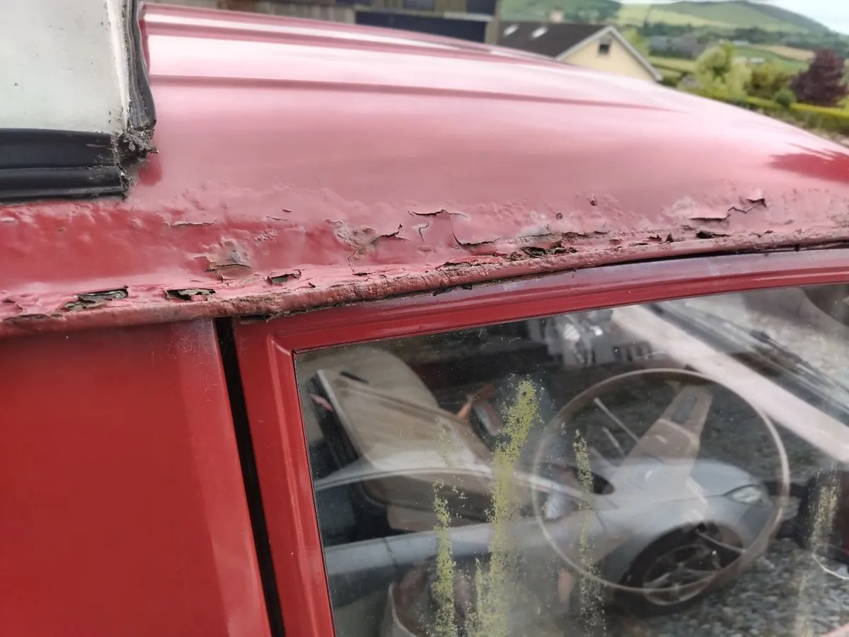 Toyota HiAce 1980 - Image 3