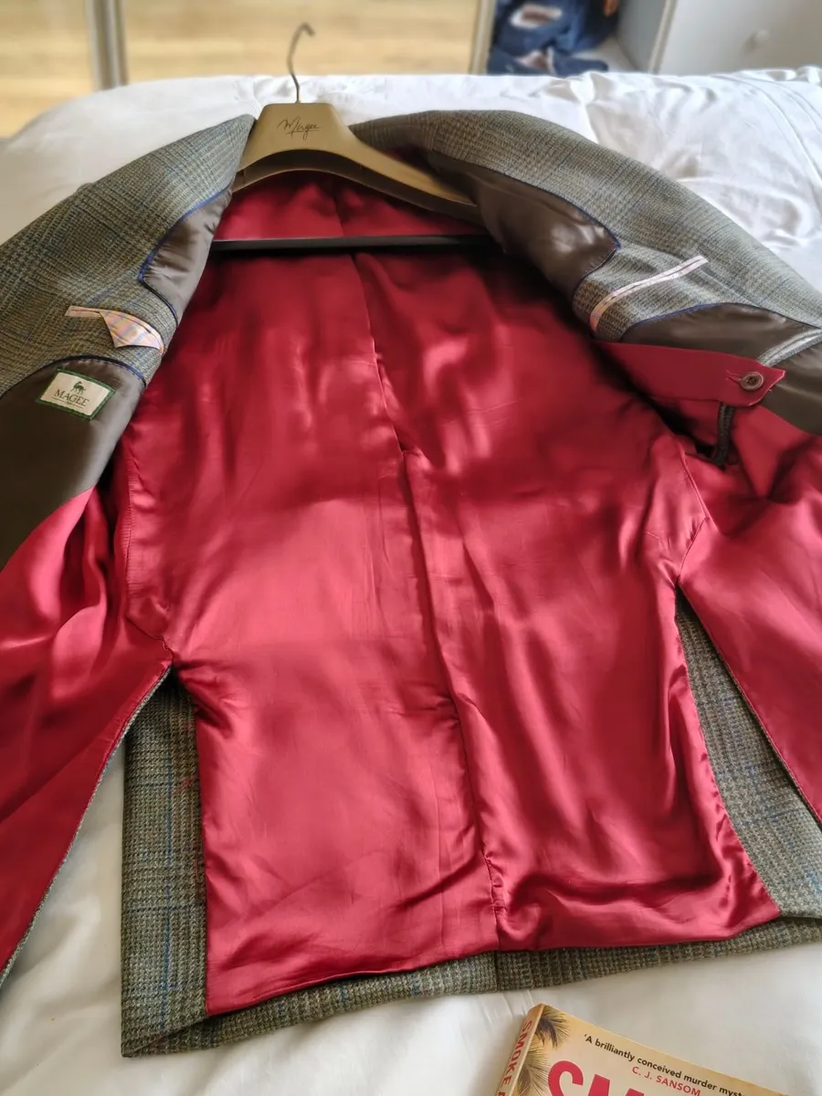 Mans Jacket - Image 4