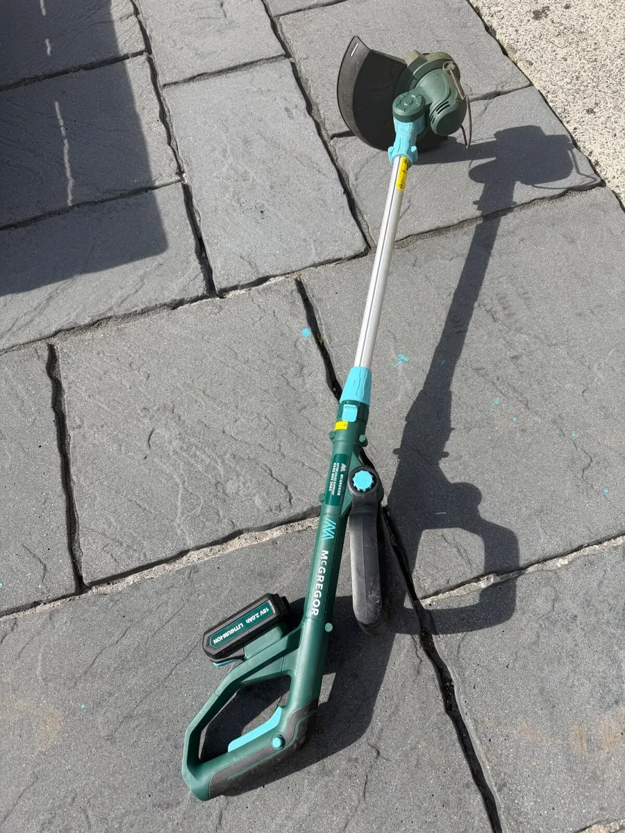McGregor 25cm Cordless Grass Trimmer - 18V - Image 1
