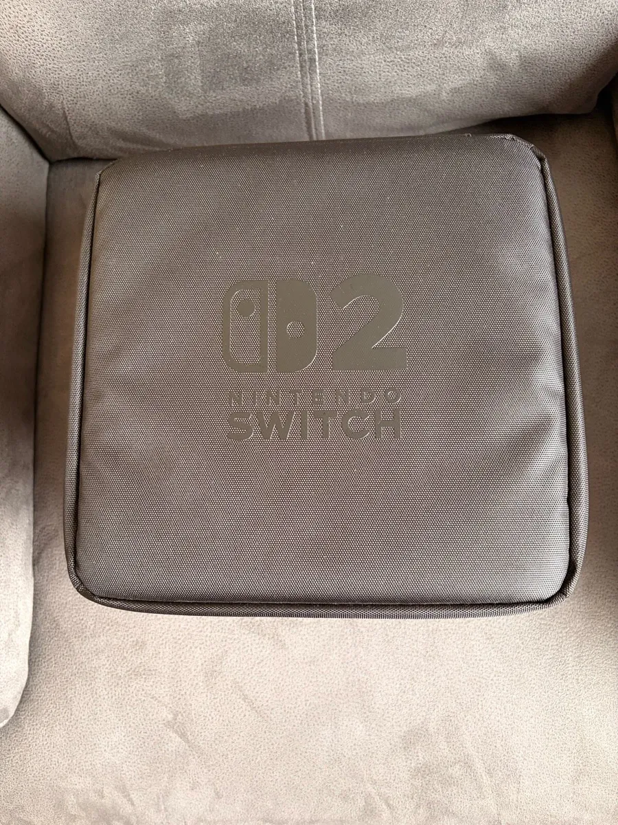 Official Nintendo Switch 2 Carry Case Bundle - Image 4