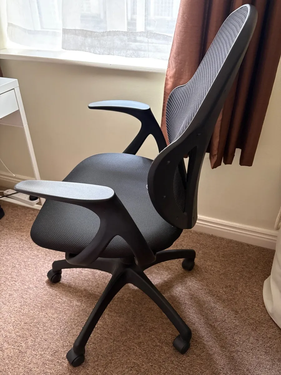 Desk chair - Image 3