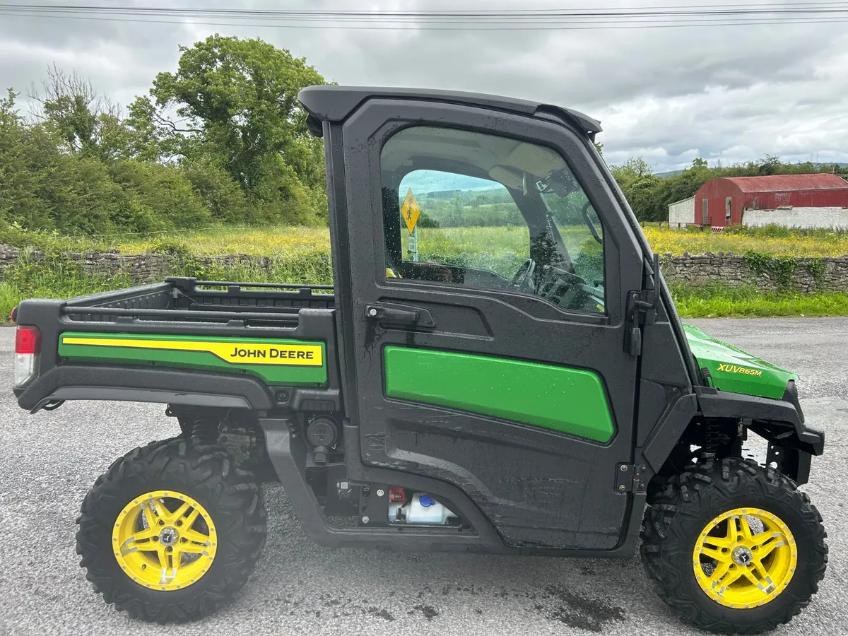 2023 John Deere 865M Gator - Image 4