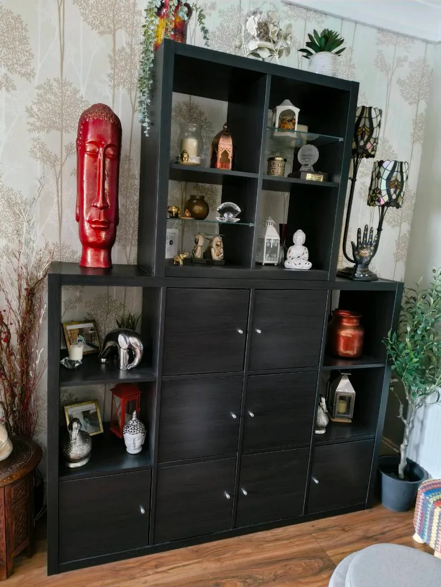 Cube display with storage