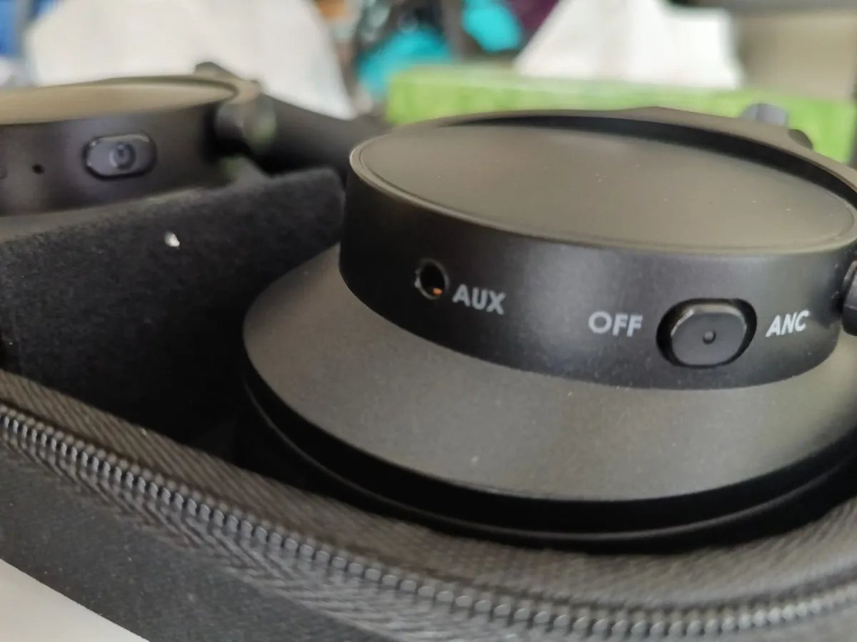 Avanter Headset - Image 2