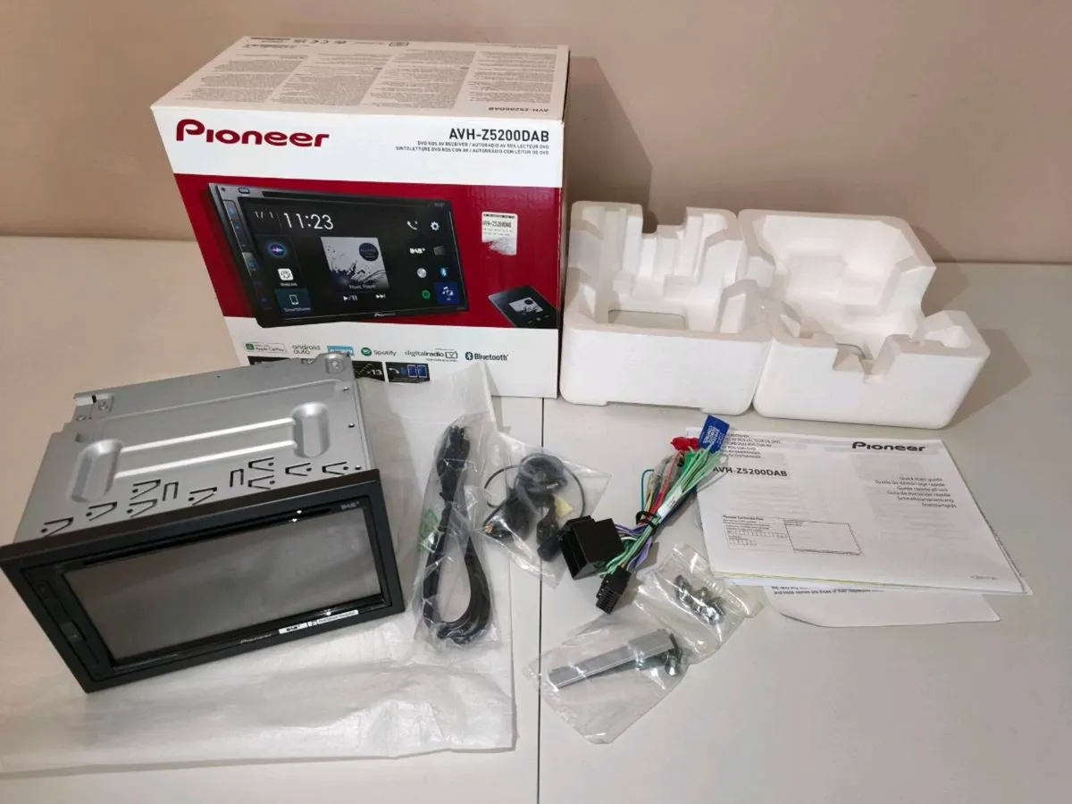 Pioneer car play bluetooth system - Image 1