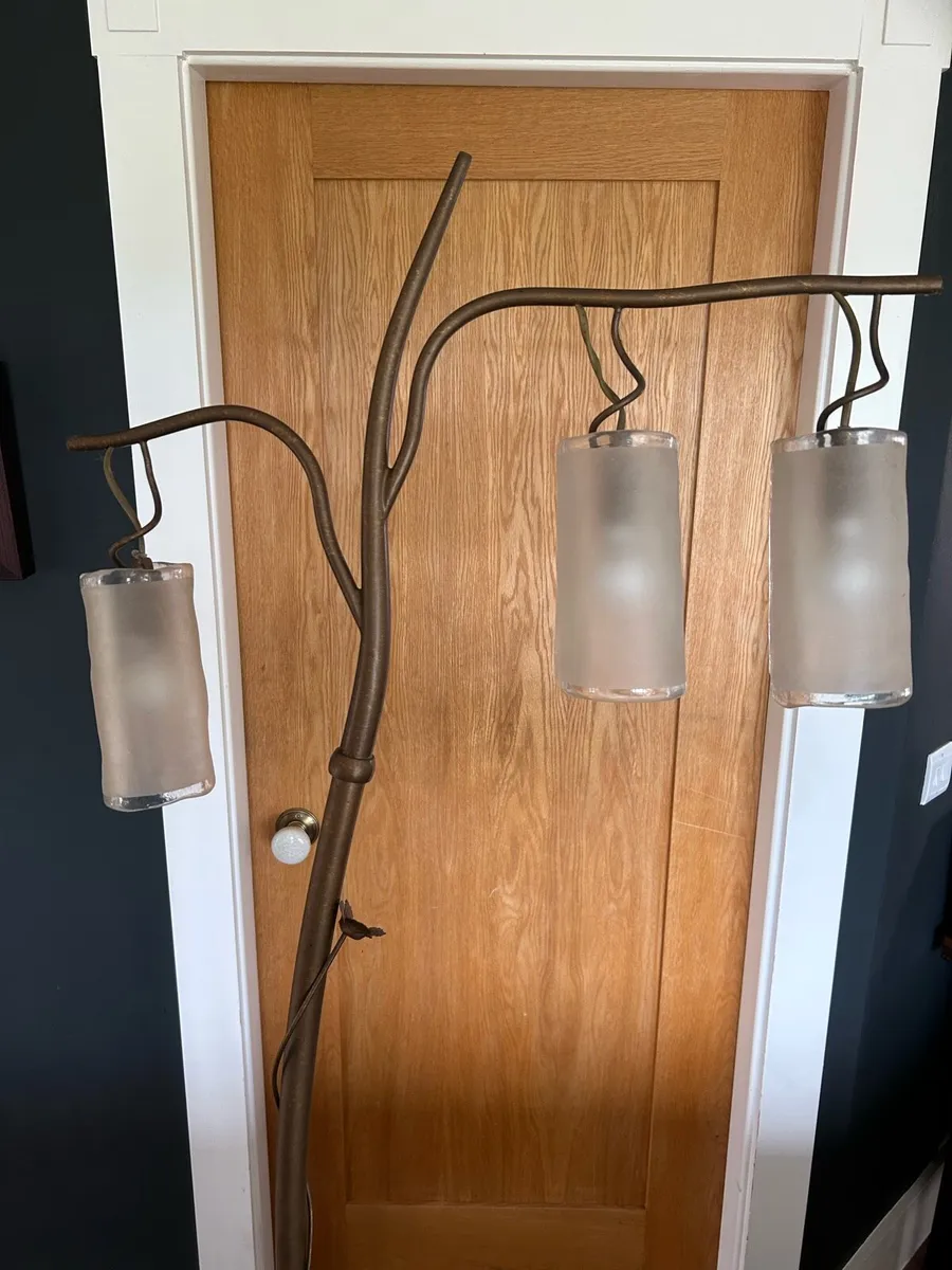 Dimmable three bulb lamp - Image 2