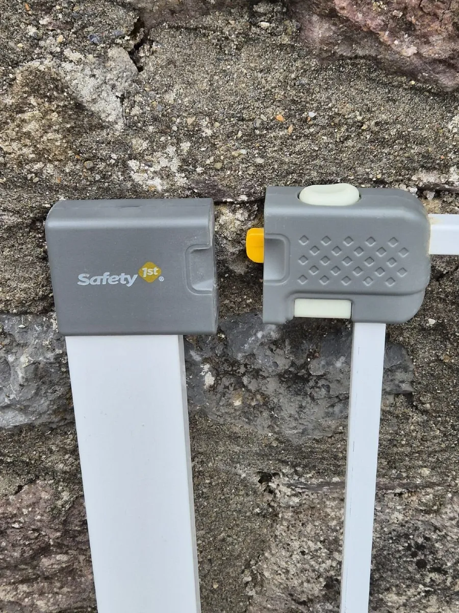 Safety 1st Quick Close+ Metal Safety Gate - Image 3