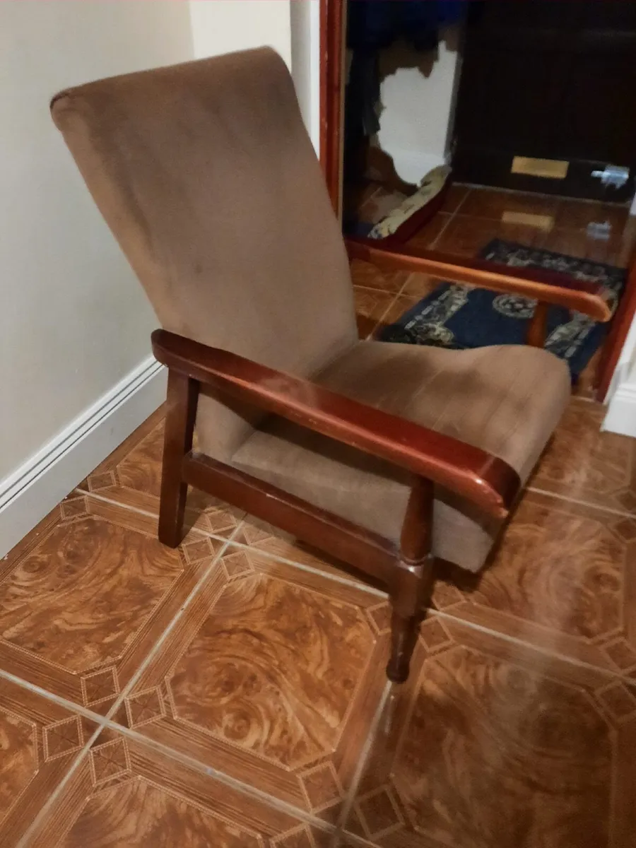 Armchair - Image 3