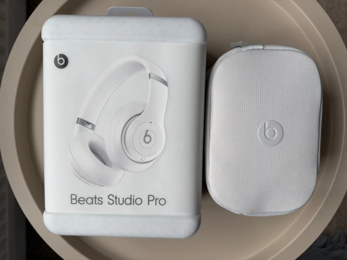 Beats Studio Pro (Matte White) - Image 1