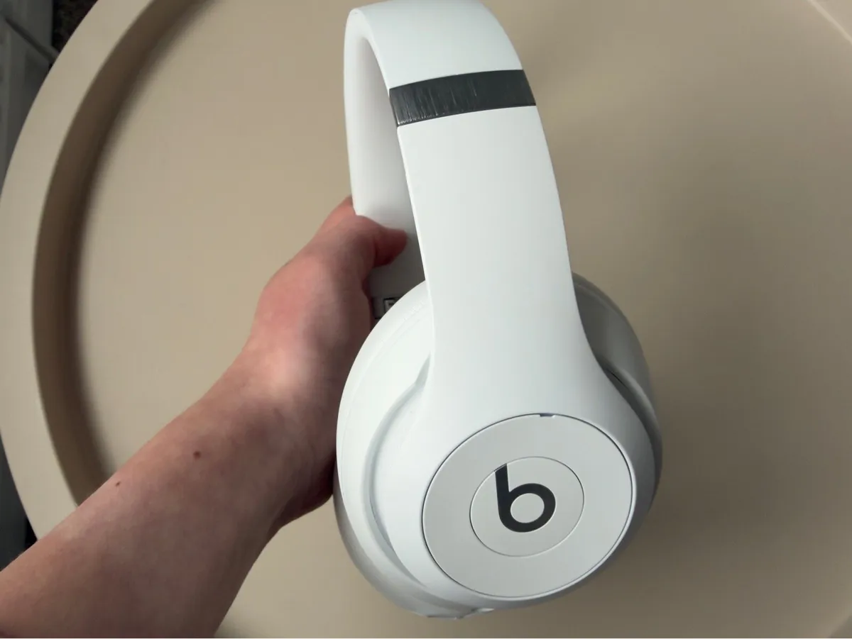 Beats Studio Pro (Matte White) - Image 3