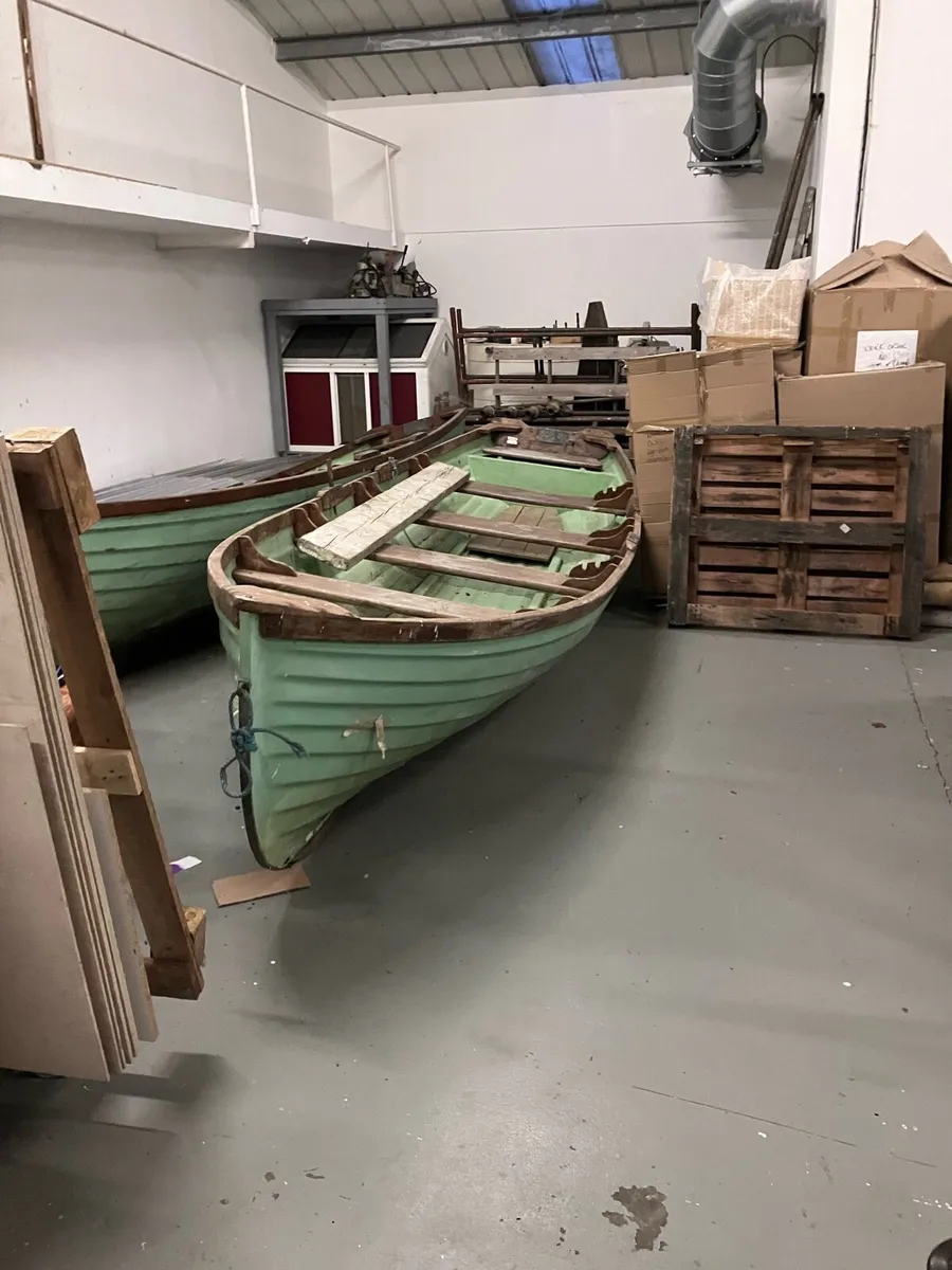 Lake boats - Image 4