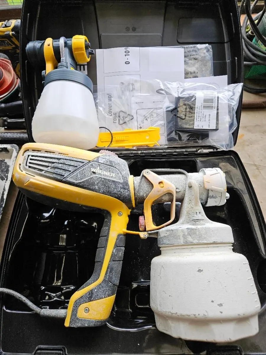 Paint sprayer