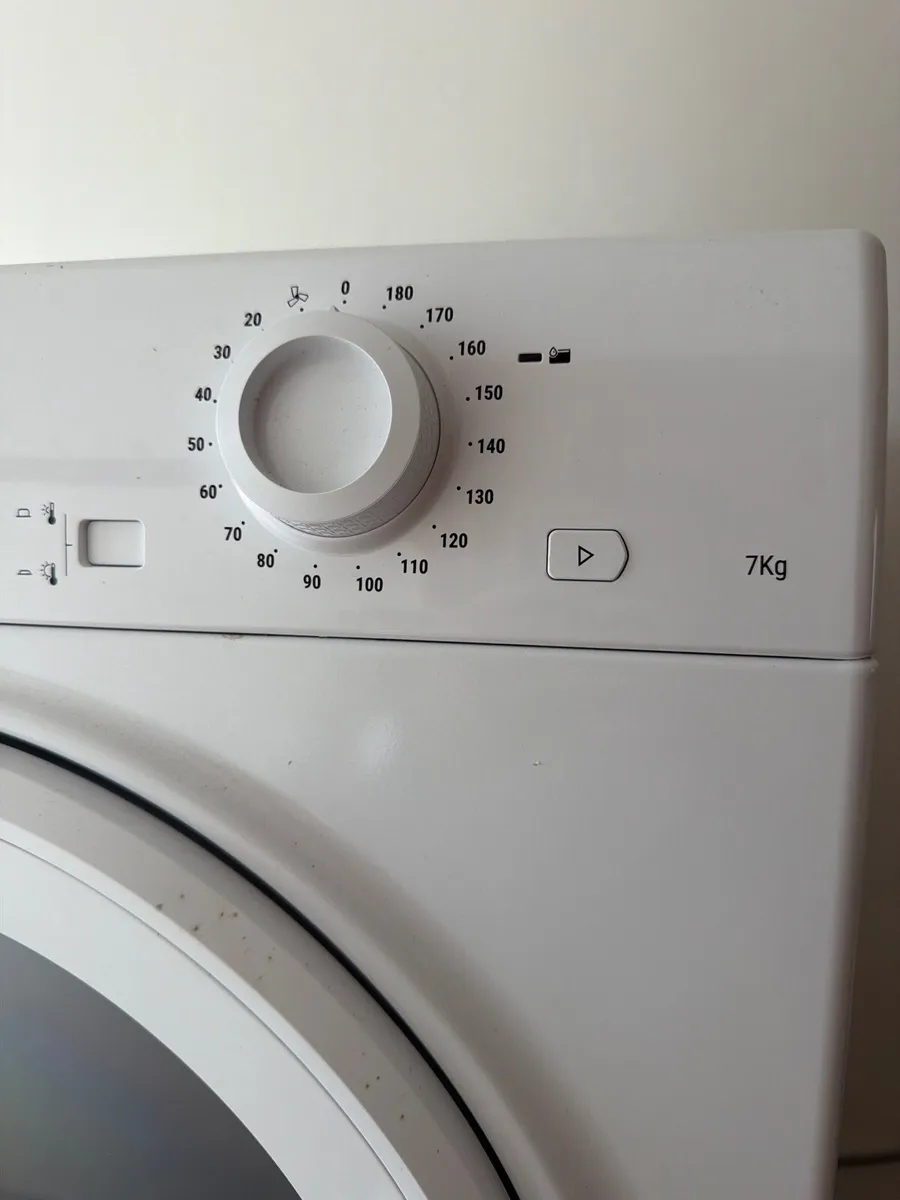 Hotpoint Dryer 7kg - Image 3