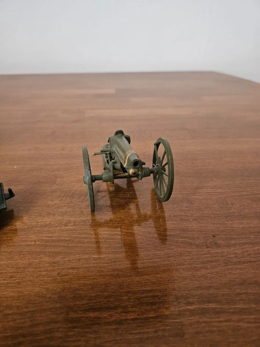 Britain's 1950's British Army WW1 Artillery - Image 2