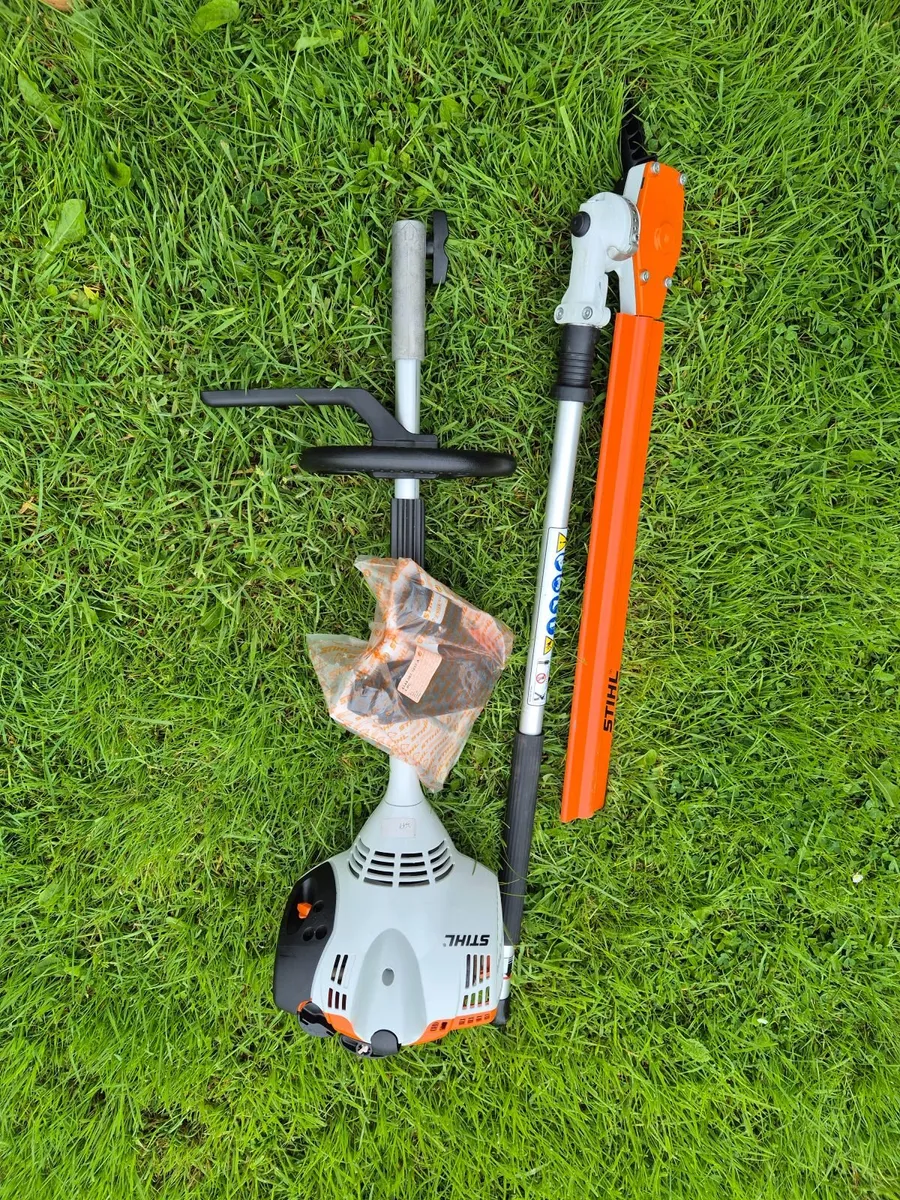 New STIHL KM 56 RC KombiEngine with 2 Attachments - Image 4