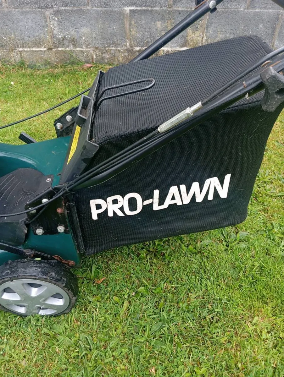 Prolawn self-drive lawnmower - Image 4