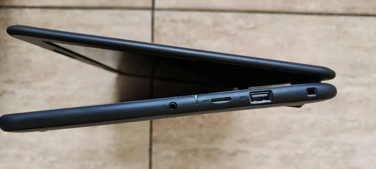 Dell Latitude laptop new - Image 3