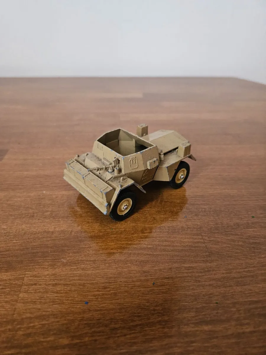 Britain's 1970's British Armoured Car - Image 1