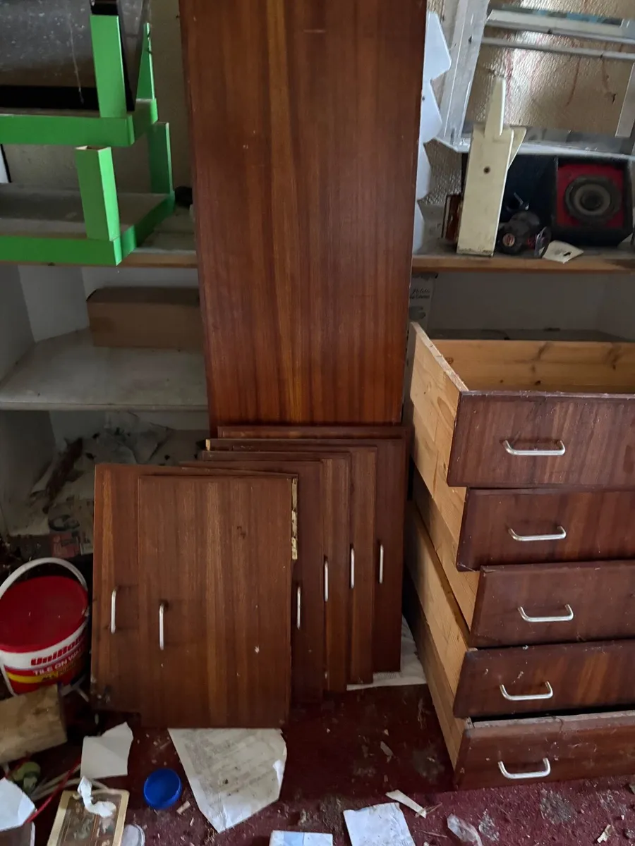 Makings of a kitchen - Image 4