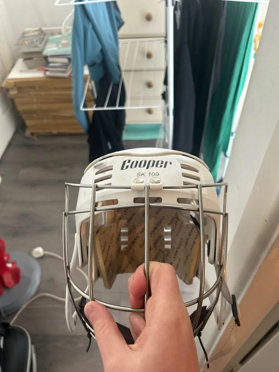 Cooper hurling helmet sk109 - Image 1