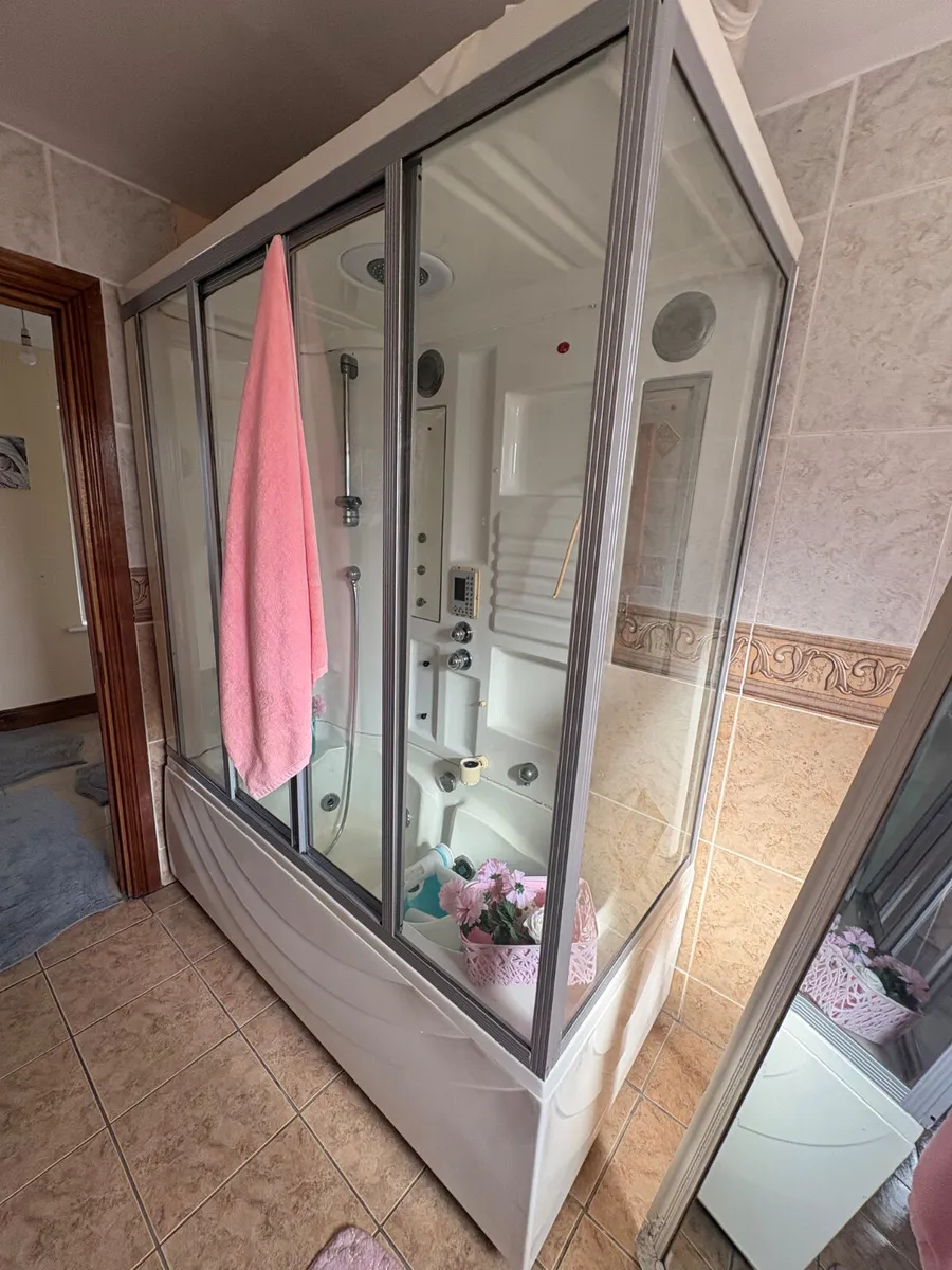 Shower Jacuzzi - Image 4