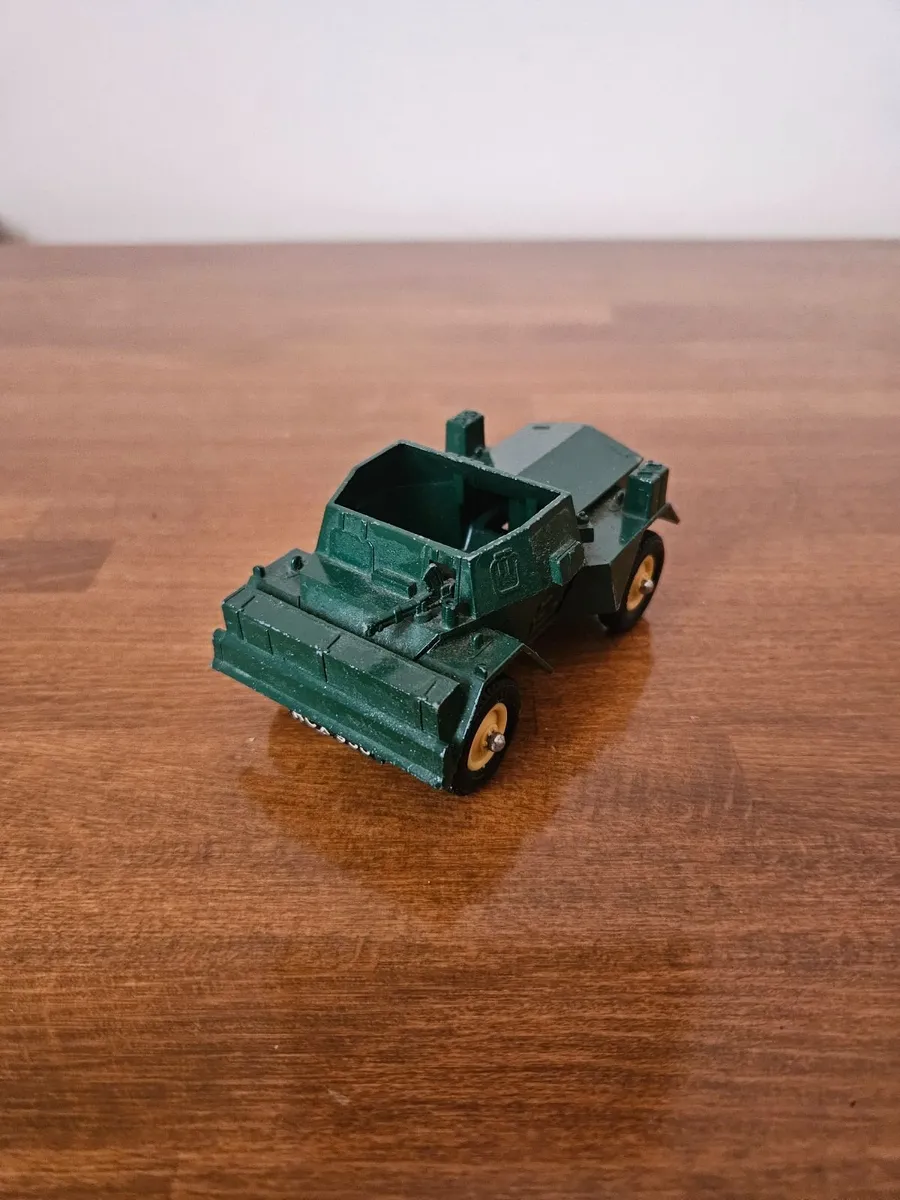 Britain's 1970's British Armoured Car - Image 2