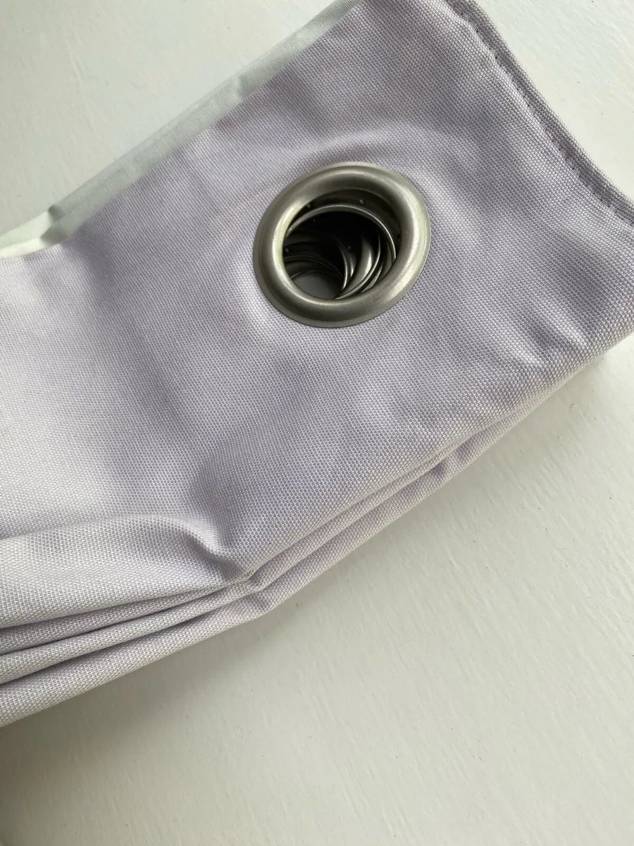 Curtains - Image 2