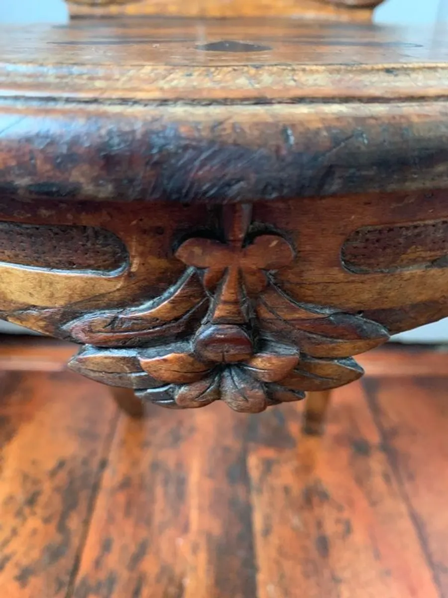 Victorian Aesthetic Movement Hall Chair. - Image 3