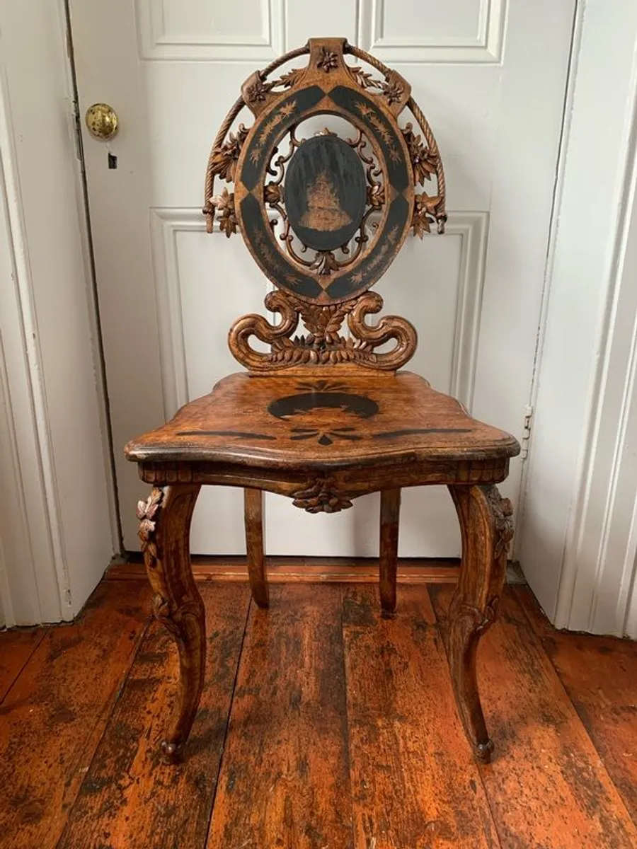 Victorian Aesthetic Movement Hall Chair. - Image 1