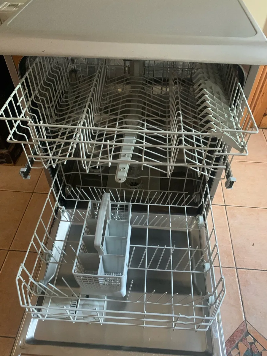 Dishwasher working perfect .gorey area - Image 2