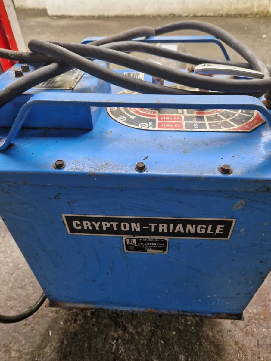 Welder - Electric Arc Welder - Image 1