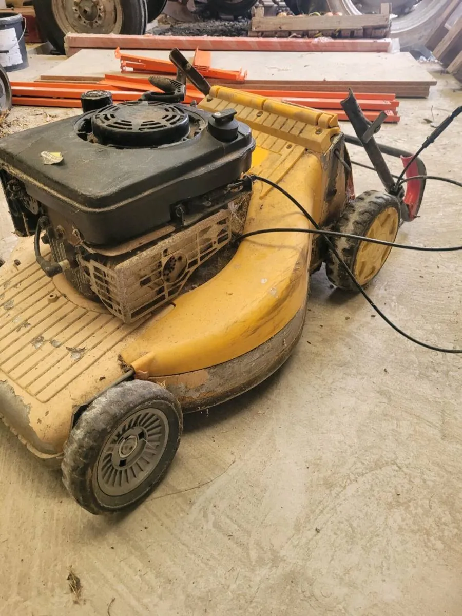 Stiga lawnmower - Image 3