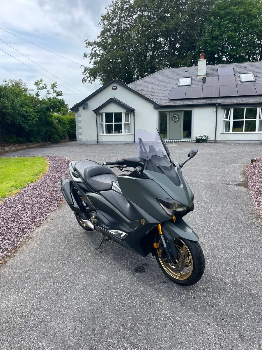Yamaha T-Max 560 - Image 4
