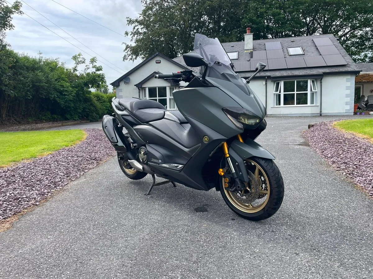 Yamaha T-Max 560 - Image 1